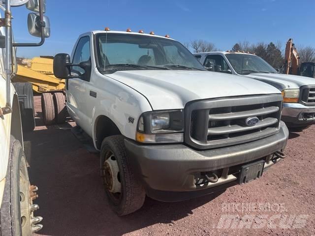Ford F-550 Ohjaamot ja sisustat