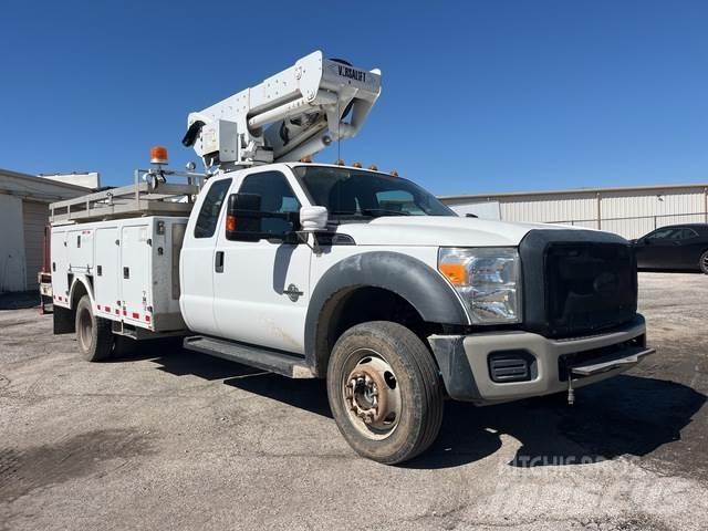Ford F-550 Nostolava-autot