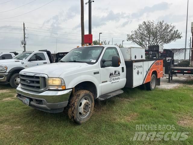 Ford F-550 Tienhoitoautot