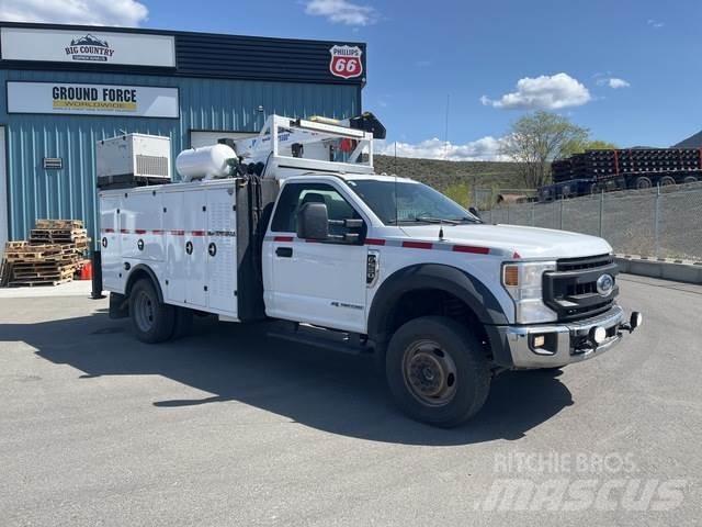 Ford F-550 Tienhoitoautot