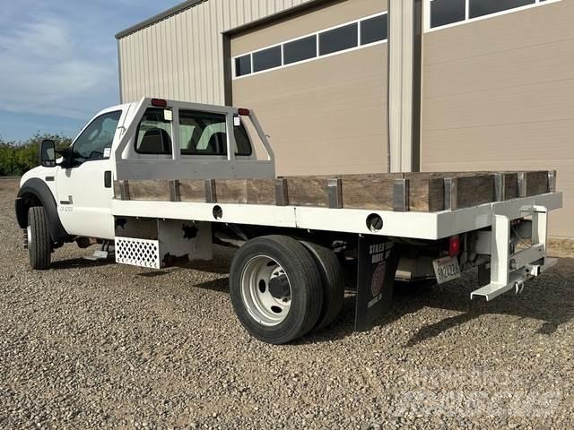 Ford F-550 Lava-kuorma-autot