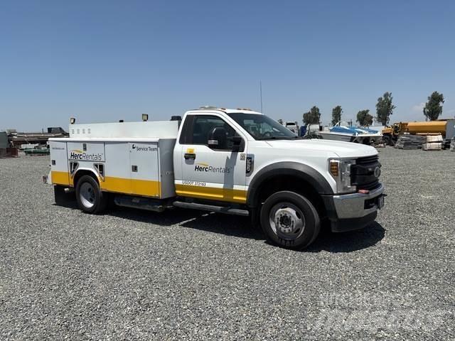 Ford F-550 Tienhoitoautot
