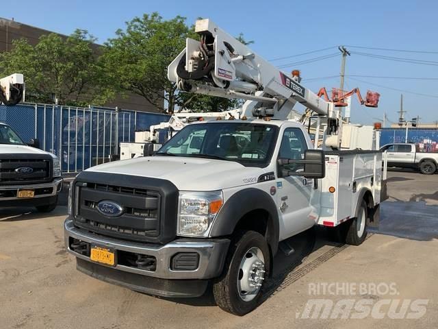 Ford F-550 Nostolava-autot