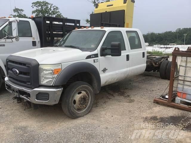 Ford F-550 Ohjaamot ja sisustat