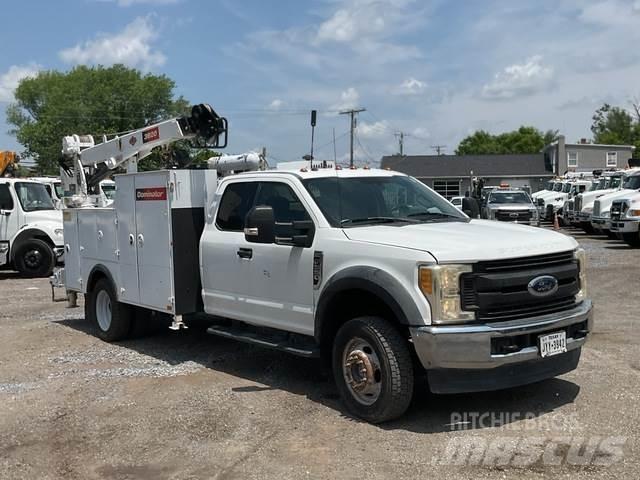 Ford F-550 Tienhoitoautot