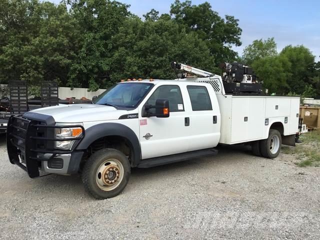 Ford F-550 Tienhoitoautot