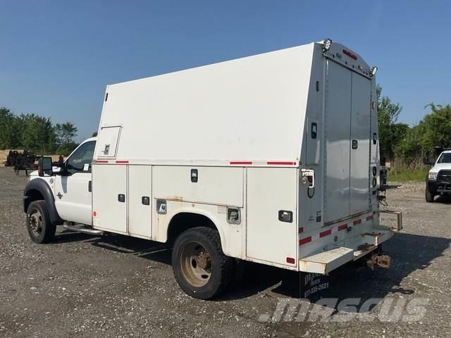 Ford F-550 Lava-autot