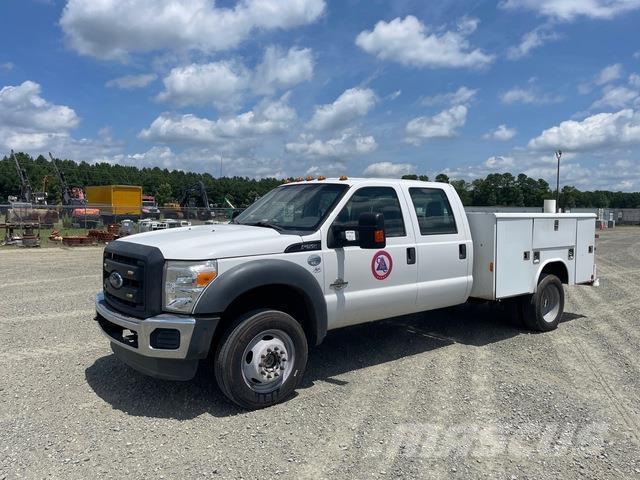 Ford F-550 Lava-autot
