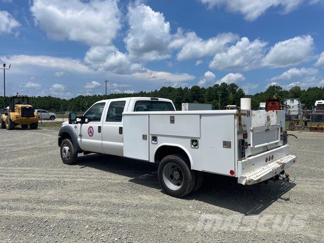 Ford F-550 Lava-autot