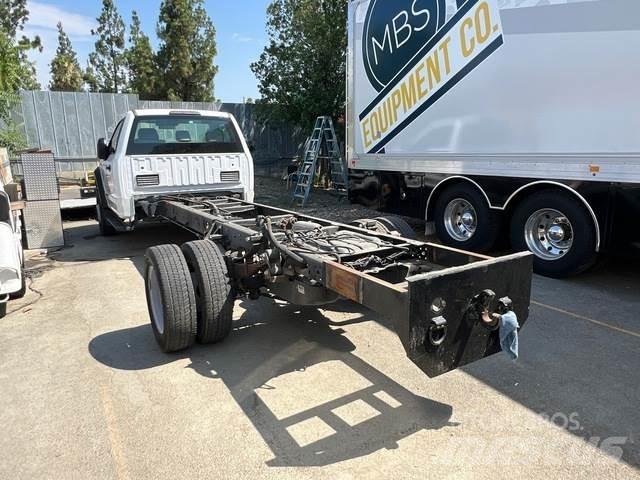 Ford F-550 Ohjaamot ja sisustat