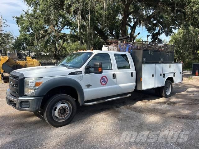 Ford F-550 Lava-autot