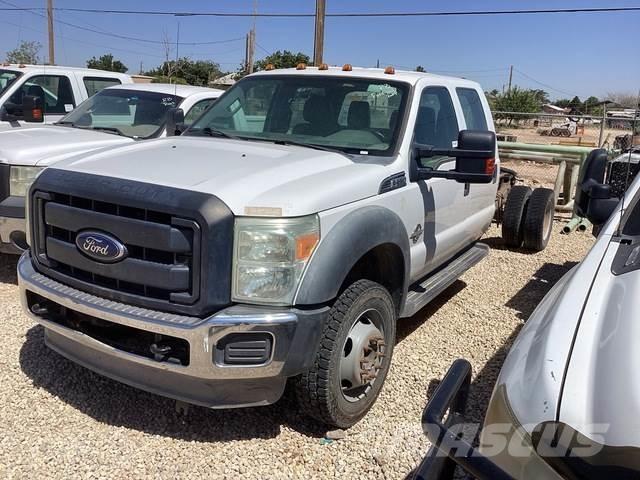 Ford F-550 Ohjaamot ja sisustat