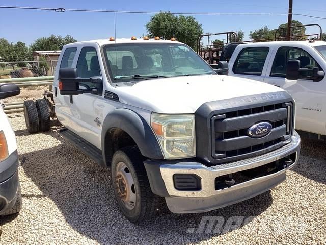 Ford F-550 Ohjaamot ja sisustat