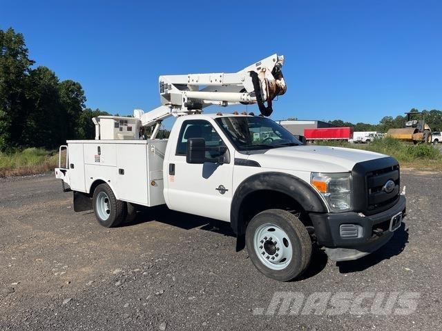 Ford F-550 Nostolava-autot