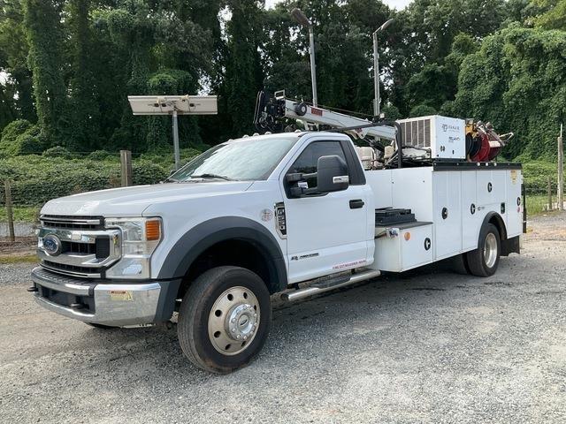 Ford F-550 Tienhoitoautot