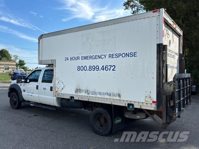 Ford F-550 Umpikorikuorma-autot