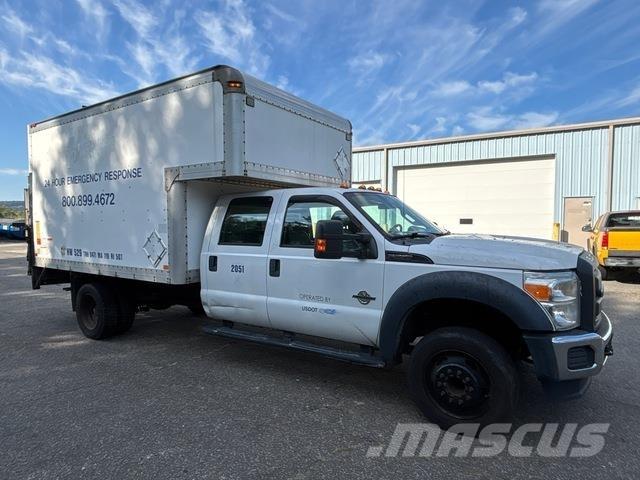 Ford F-550 Umpikorikuorma-autot
