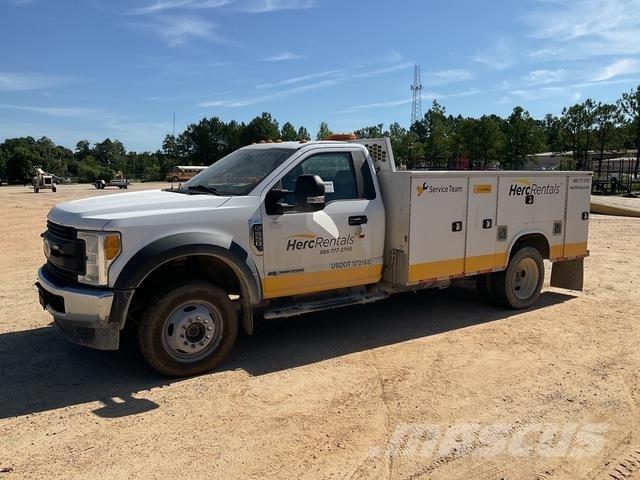 Ford F-550 Tienhoitoautot