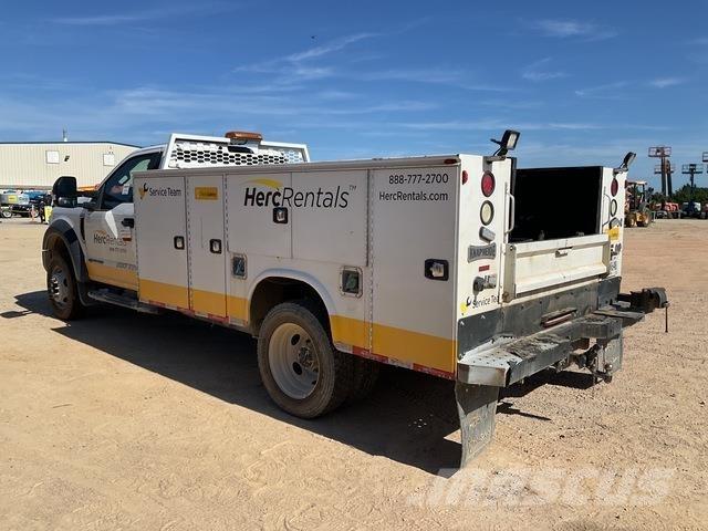 Ford F-550 Tienhoitoautot