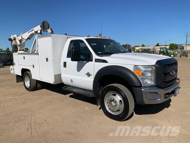 Ford F-550 Tienhoitoautot