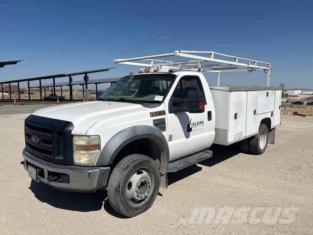 Ford F-550 Lava-autot