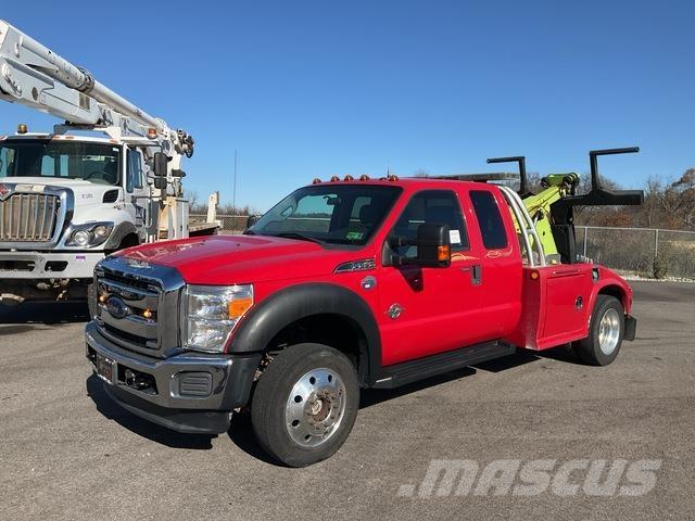 Ford F-550 Hinausautot