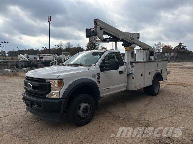 Ford F-550 Nostolava-autot