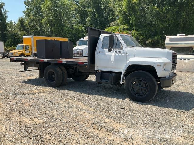 Ford F-600 Lava-kuorma-autot