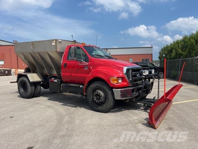 Ford F-650 Lumiaurat