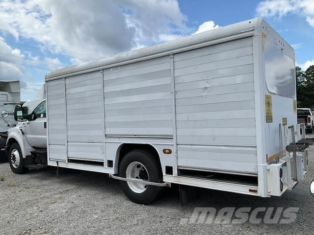 Ford F-650 Juomien jakeluautot