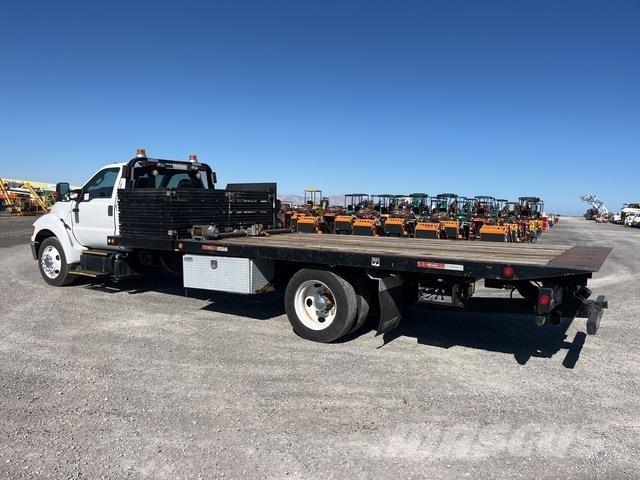 Ford F-650 Hinausautot