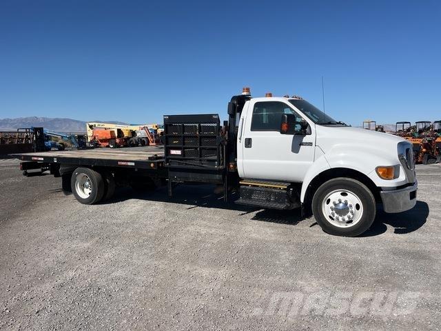Ford F-650 Hinausautot