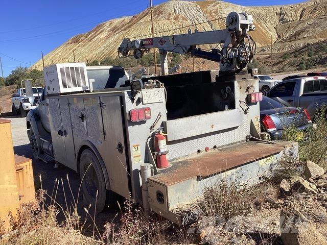 Ford F-650 Tienhoitoautot