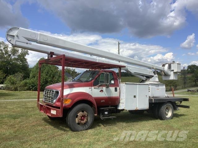 Ford F-750 Nostolava-autot