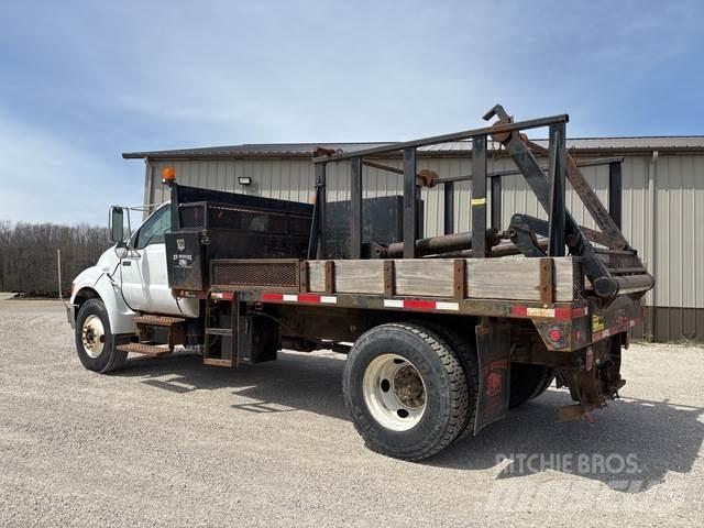 Ford F-750 Muut koneet