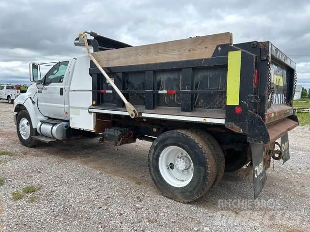 Ford F-750 Sora- ja kippiautot
