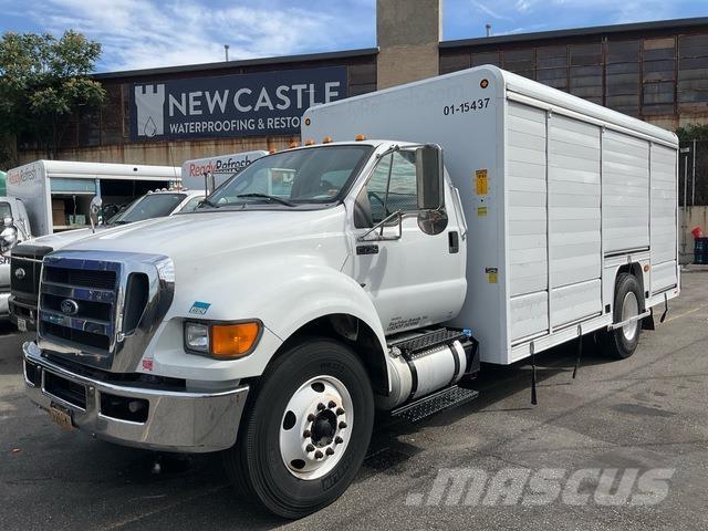 Ford F-750 Juomien jakeluautot