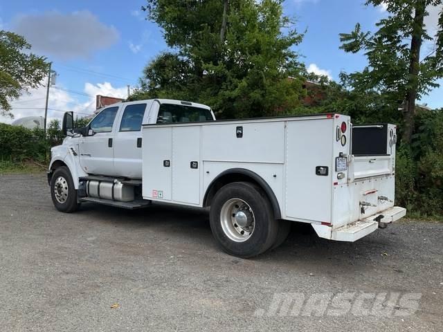 Ford F-750 Lava-autot
