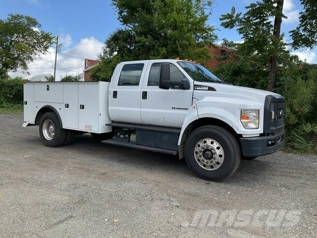 Ford F-750 Lava-autot