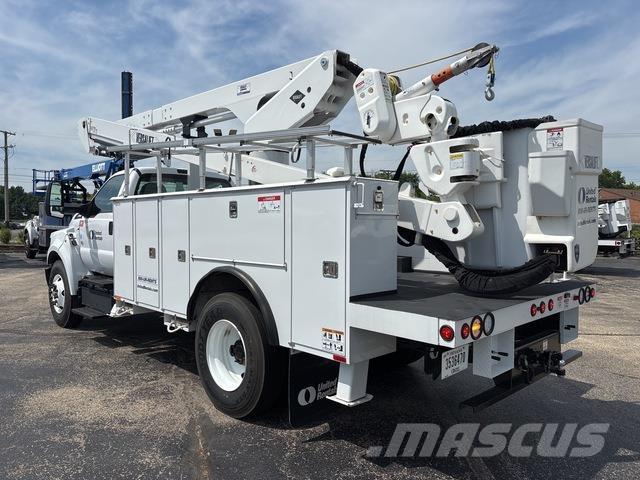Ford F-750 Nostolava-autot