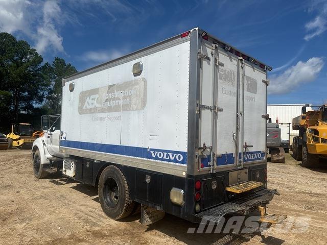 Ford F-750 Muut koneet