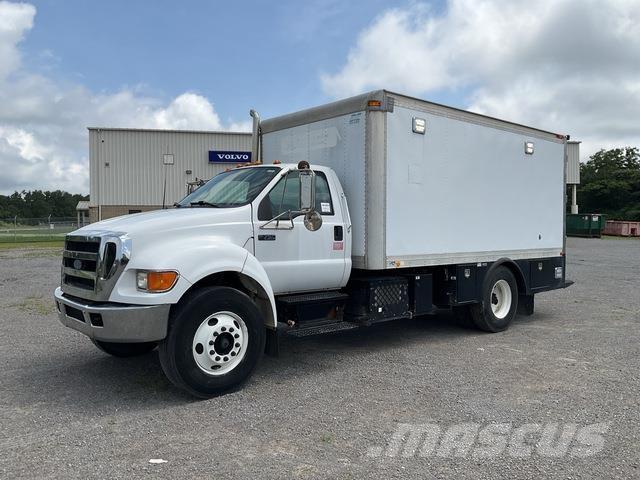 Ford F-750 Muut koneet