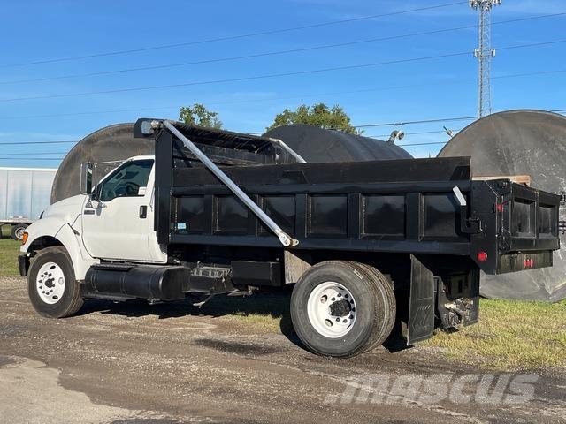 Ford F-750 Sora- ja kippiautot
