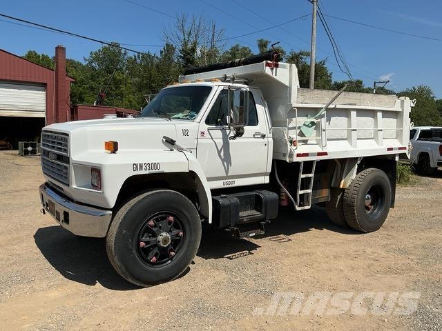 Ford F-800 Sora- ja kippiautot