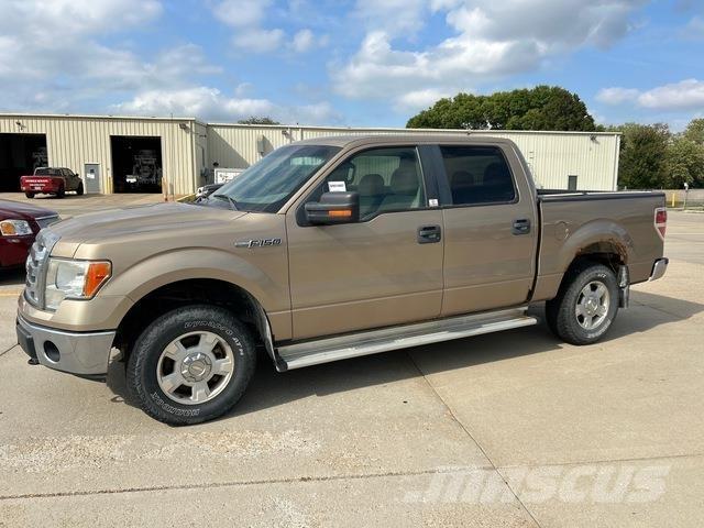 Ford F150 XLT Lava-autot