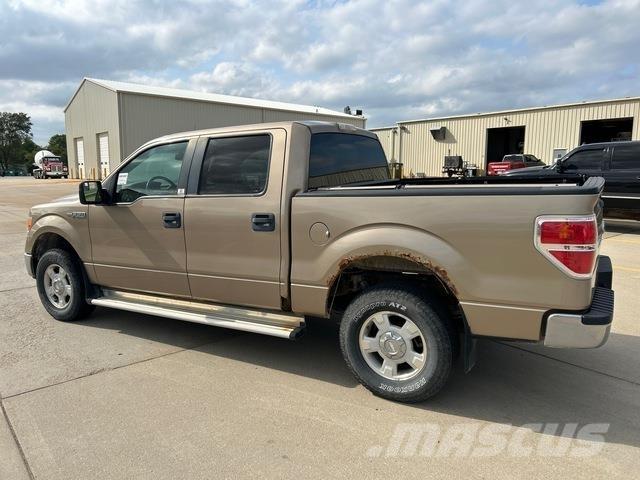 Ford F150 XLT Lava-autot