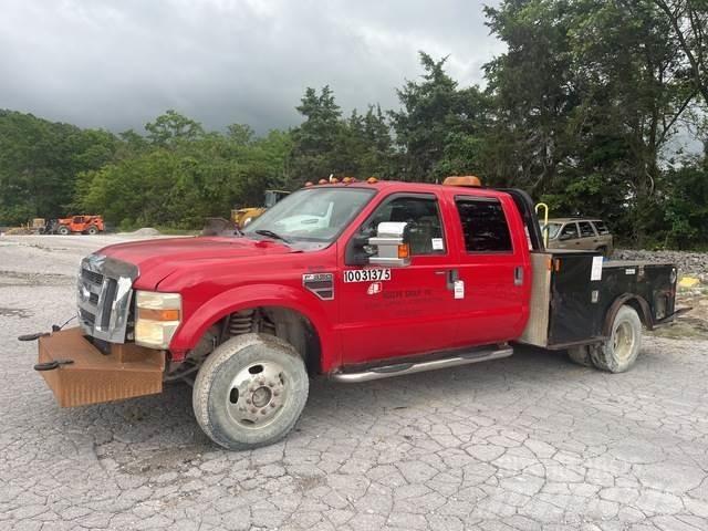 Ford F350 Lava-autot