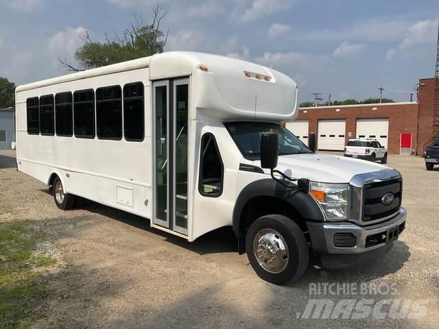 Ford F550 Minibussit