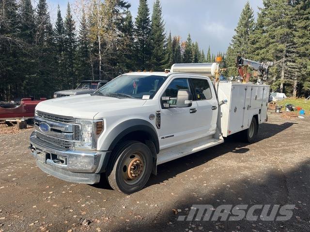 Ford F550 XLT Tienhoitoautot