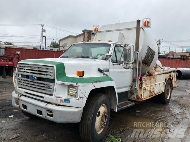Ford F700 Muut koneet